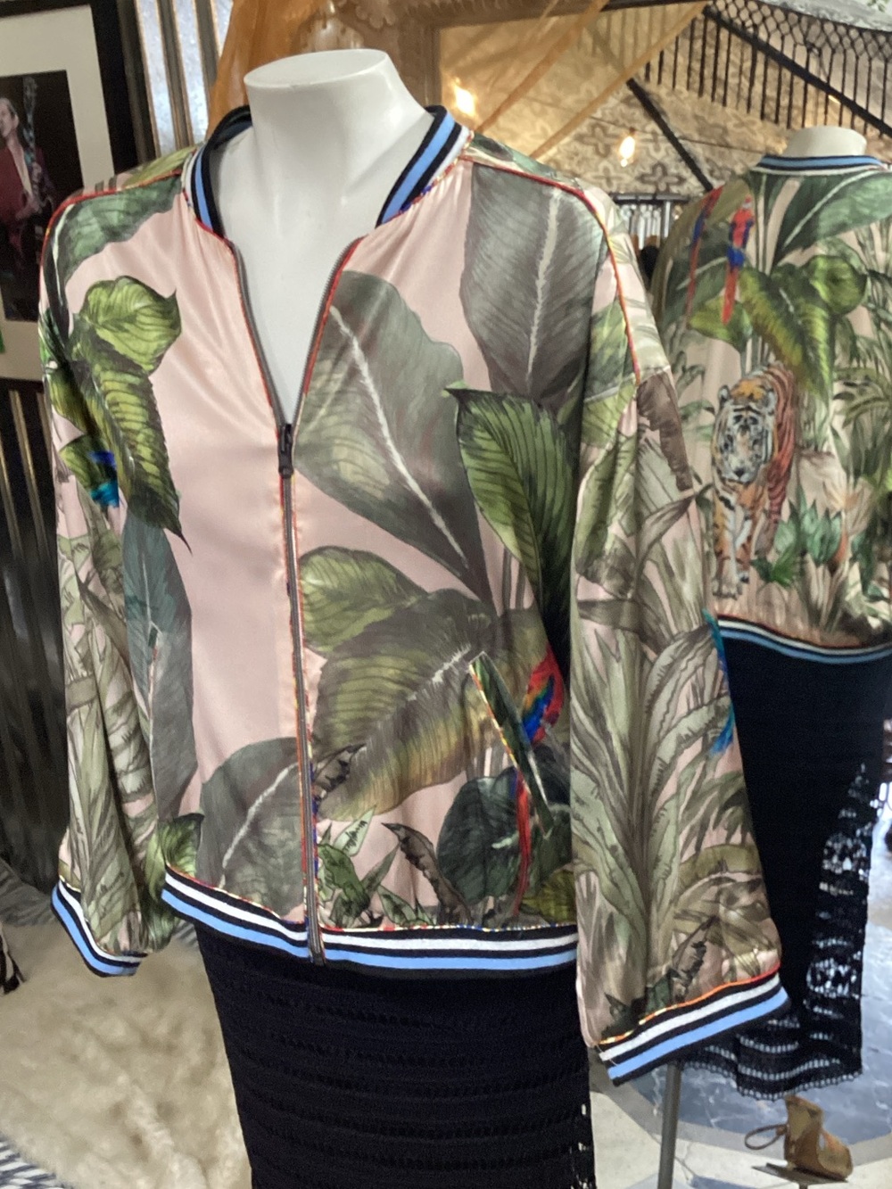 Johnny Was Tropical Leaf BomberJacket reversible to geo colors.Spectacular silk